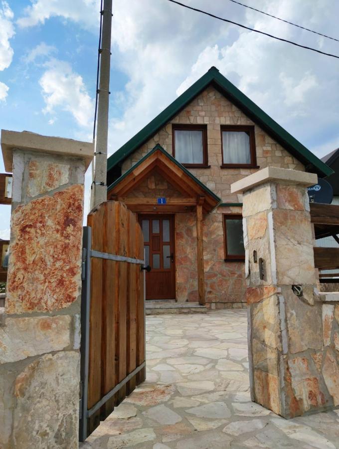 Guesthouse Mg 자블야크 외부 사진
